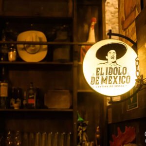 Ruta de Cantinas Legendarias: Pulque, Pasitas y Tradición Poblana